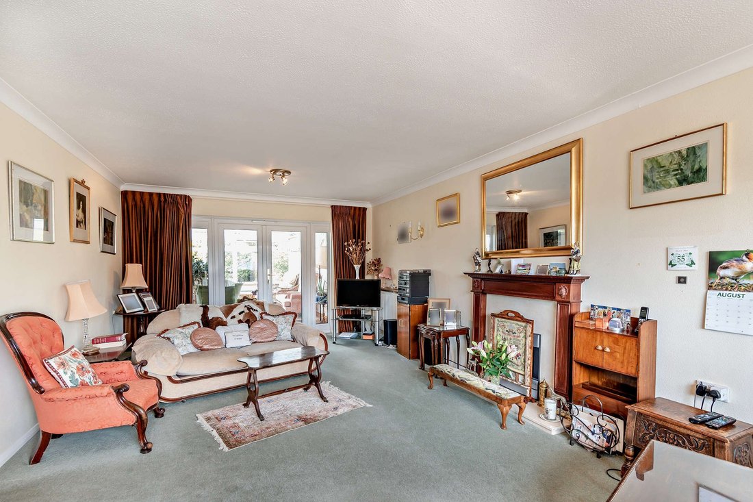 House in Sevenoaks, England 2 - 18811411