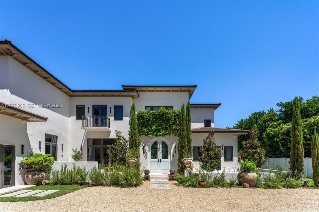 House in Miami, Florida, United States 3 - 18813426