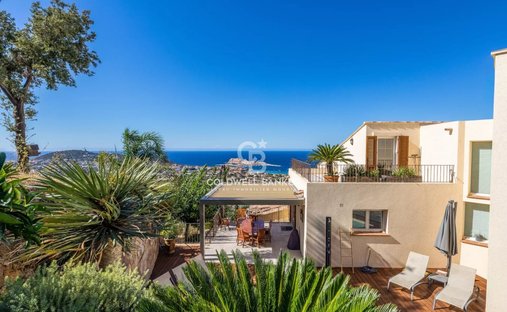 Villa en L'Île-Rousse, Córcega, Francia 1