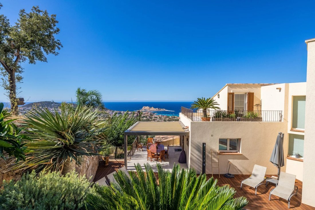 Maison à L'Île-Rousse, Corse, France 1 - 18813364