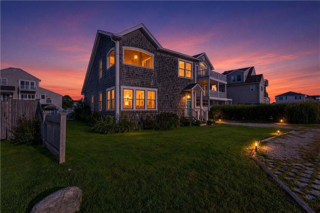 Narragansett, Rhode Island, United States 1 - 18813538