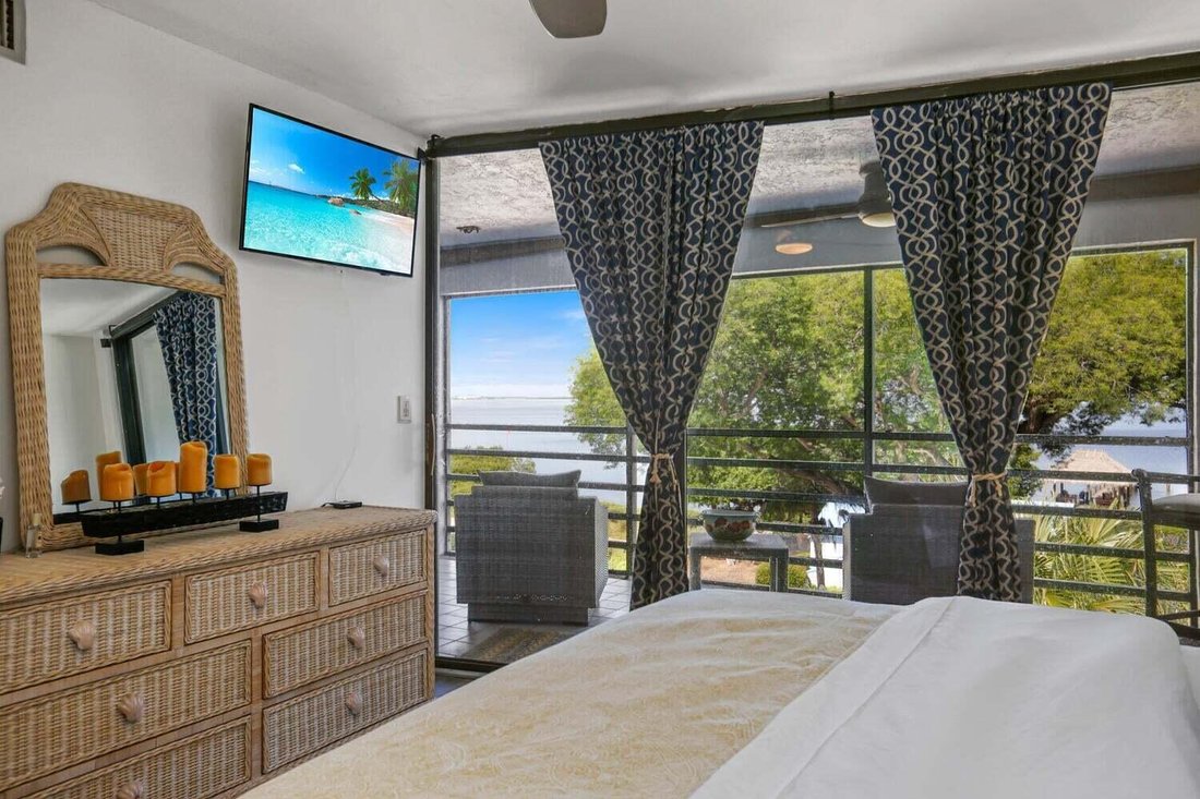 Appartement à Key Colony Beach, Floride, États-Unis 3 - 18813934