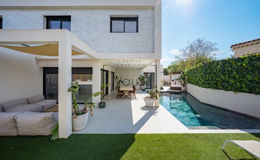 Villa a Ecarts, Roquebrune-sur-Argens, Francia 1