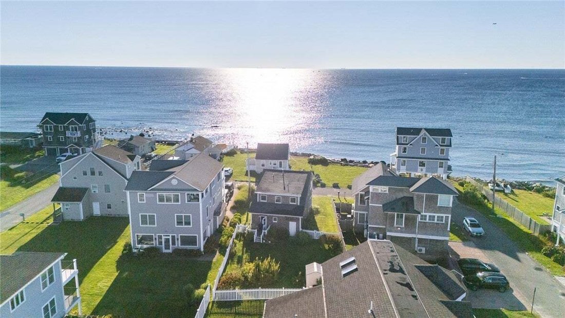 Narragansett, Rhode Island, United States 5 - 18813538