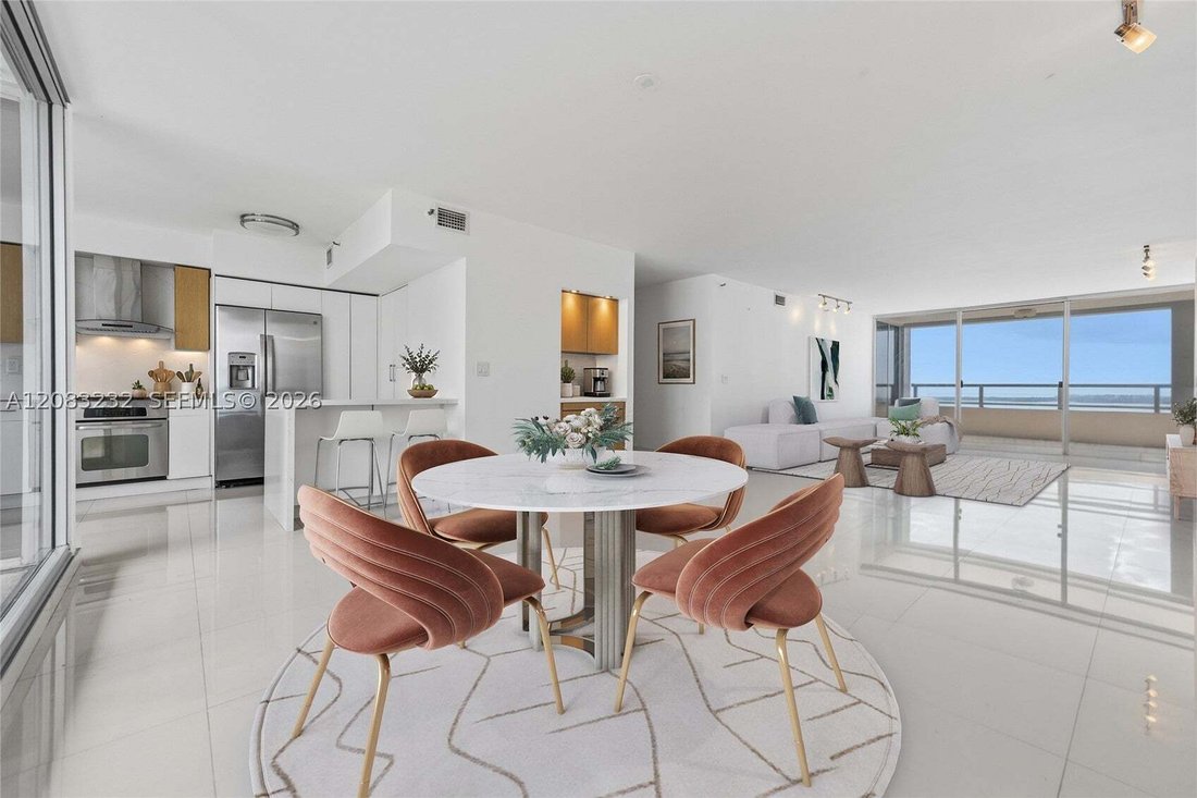 Appartement à Miami, Floride, États-Unis 4 - 18813808