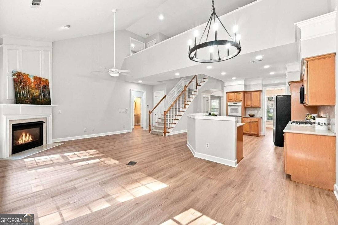Townhouse in Alpharetta, Georgia, United States 2 - 18811975