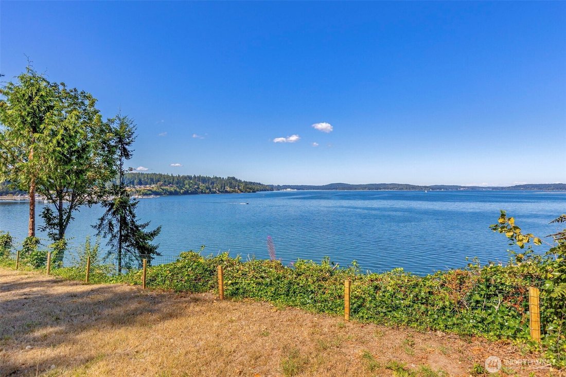 House in Bremerton, Washington, United States 4 - 18811080