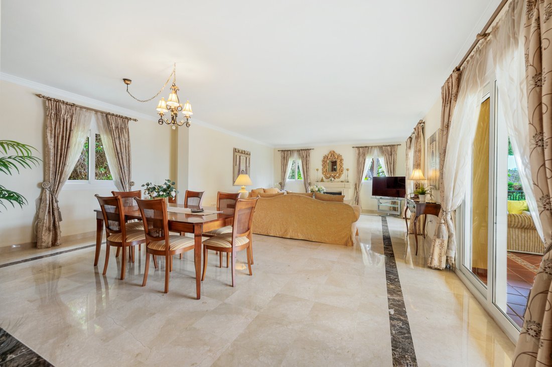Villa in Elviria-Cabopino, Marbella, Spain 5 - 18815325