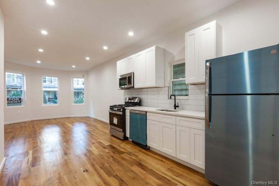 House in New York, New York, United States 5 - 18811555