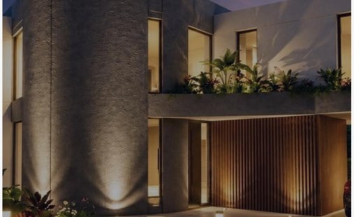 House in Canning, Buenos Aires, Argentina 1