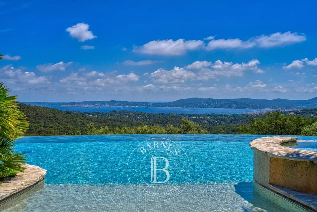 Villa en Grimaud, Provenza-Alpes-Costa Azul, Francia 3 - 12146621