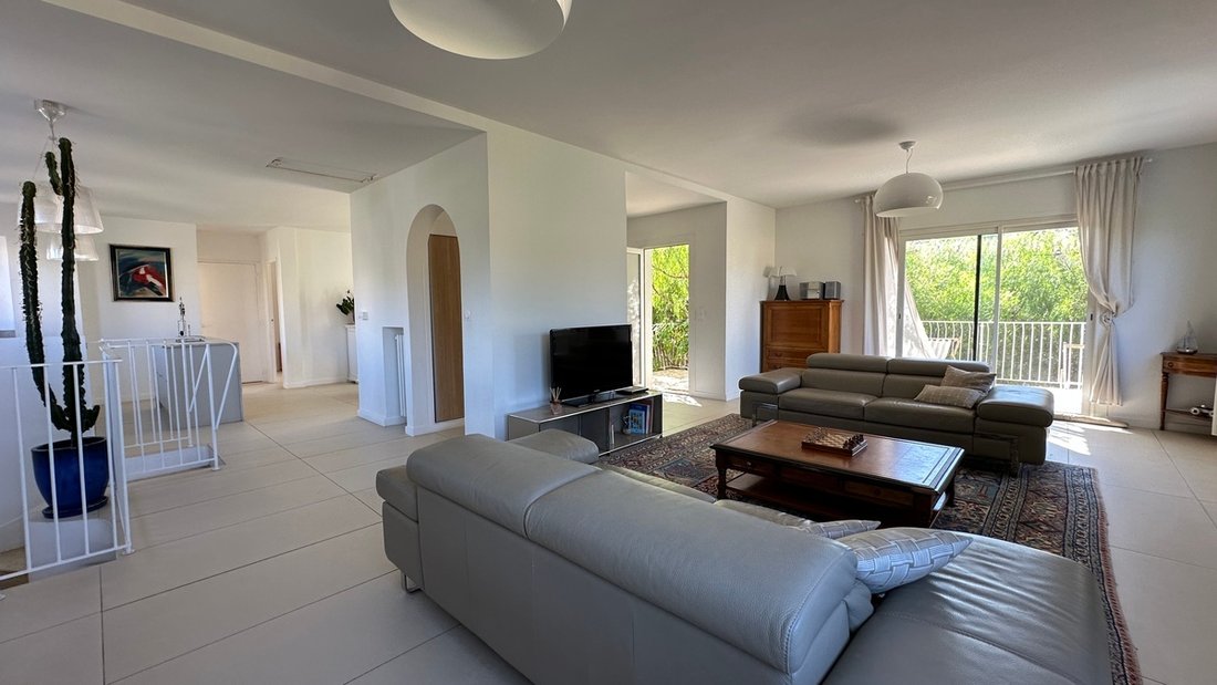 Villa à Nord, Sanary-sur-Mer, France 1 - 18796709