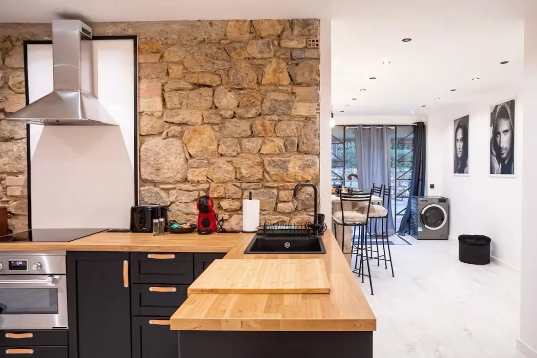 Apartment in La Source, Cannes, France 2 - 18812609