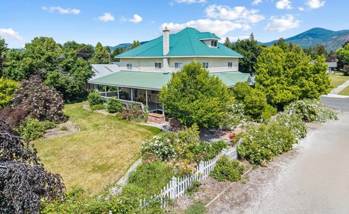 House in Chewelah, Washington, United States 1