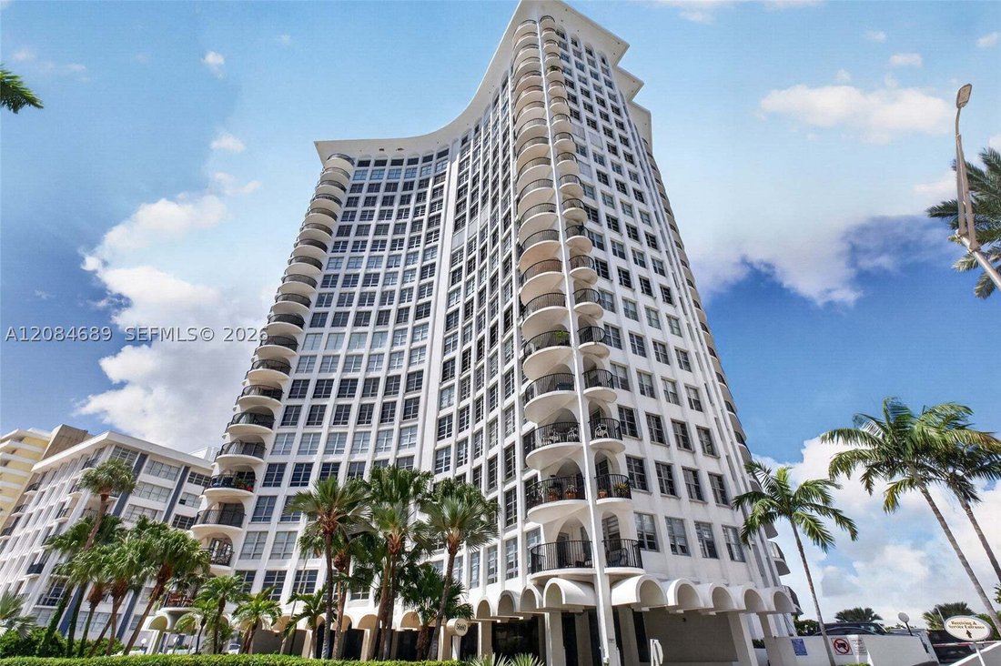 Condo in Miami Beach, Florida, United States 1 - 18813759
