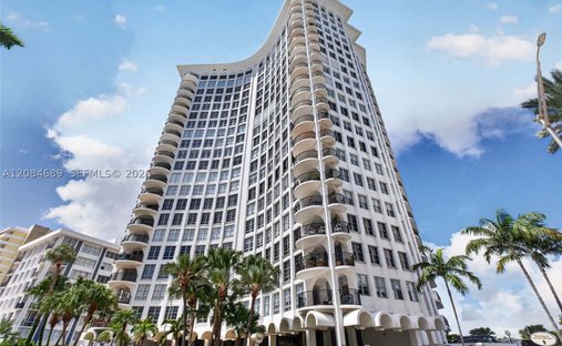 Condo in Miami Beach, Florida, United States 1