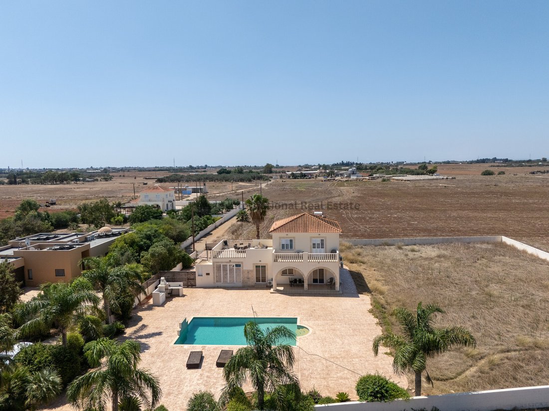 Villa in Avgorou, Famagusta, Cyprus 1 - 18812109