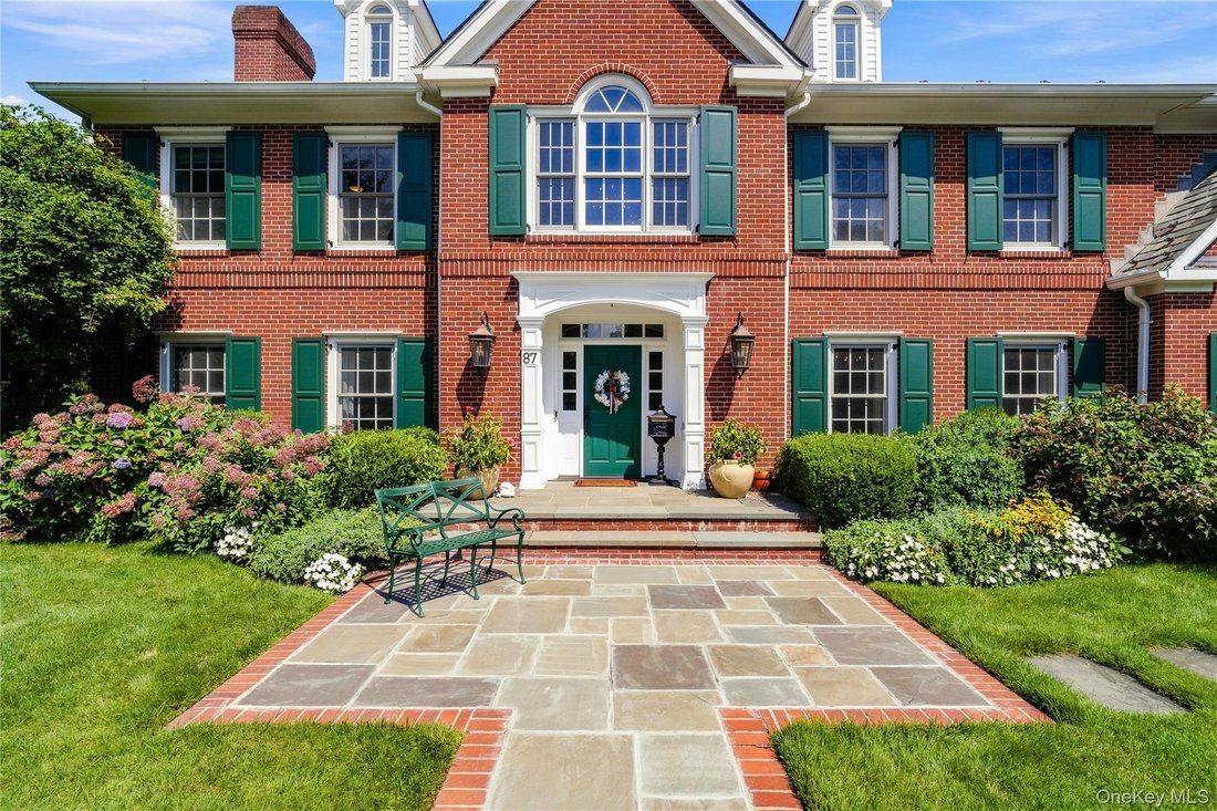 Maison à Garden City, État de New York, États-Unis 1 - 18811577