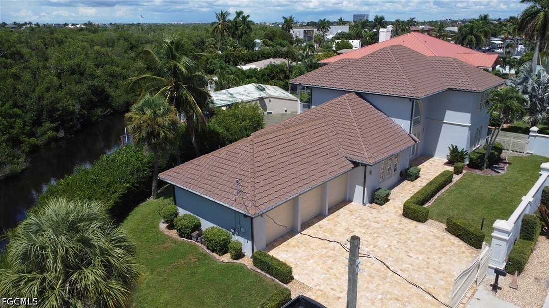 Andere in Fort Myers, Florida, Vereinigte Staaten 5 - 18427410