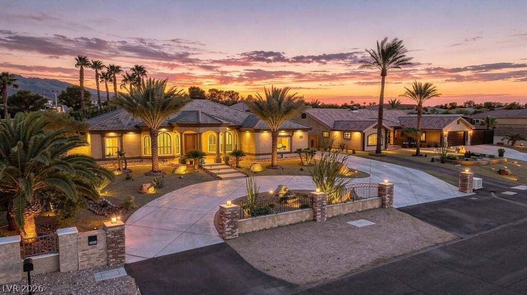 House in Las Vegas, Nevada, United States 5 - 18805022