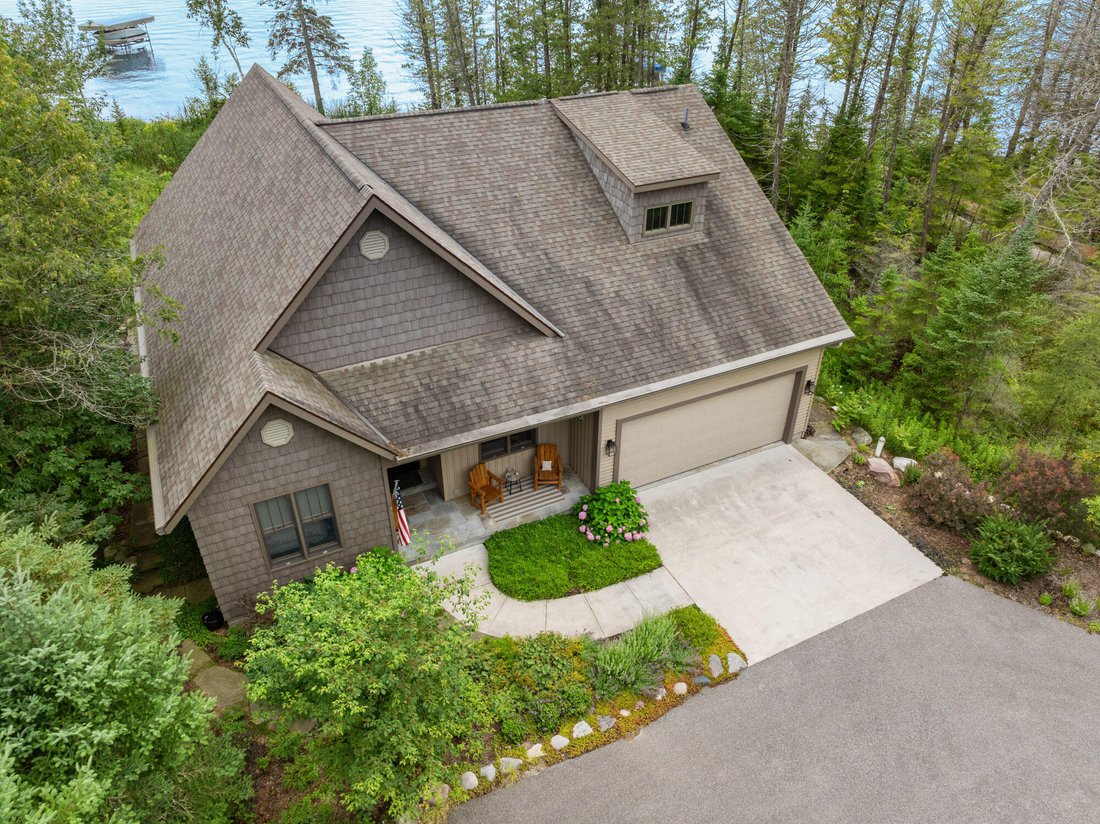 Casa a Indian River, Michigan, Stati Uniti 3 - 18813111