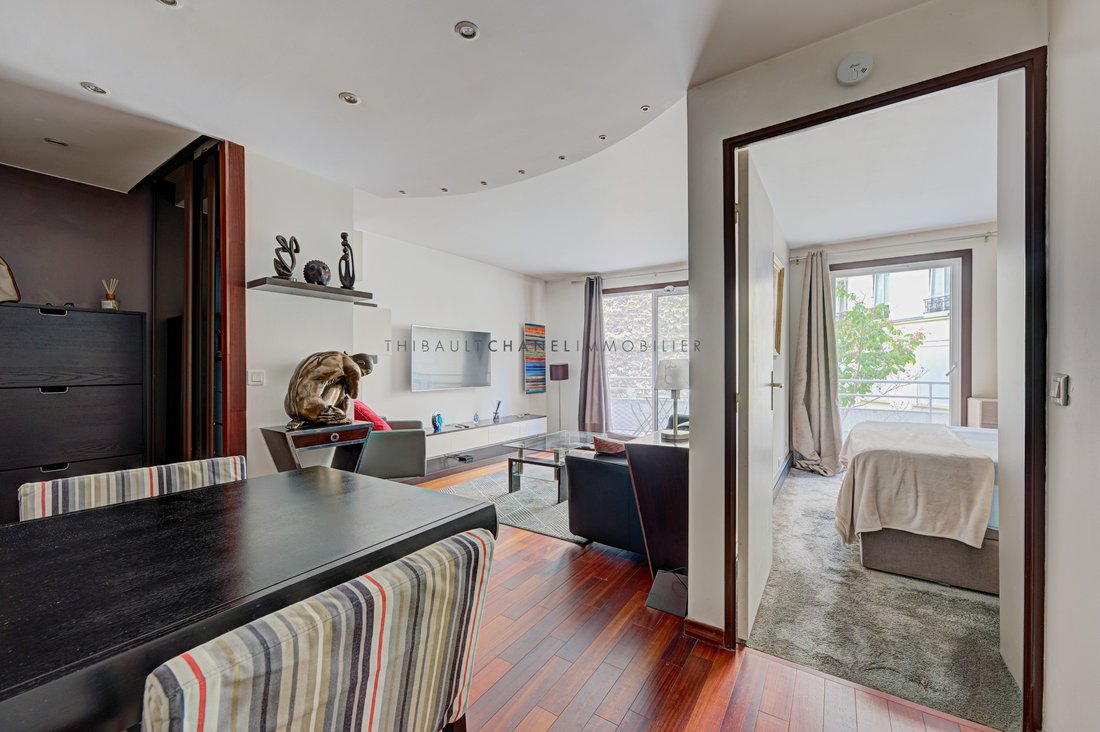 Apartment in Saint Gervais, Paris 4e Arrondissement, Paris 3 - 18815419