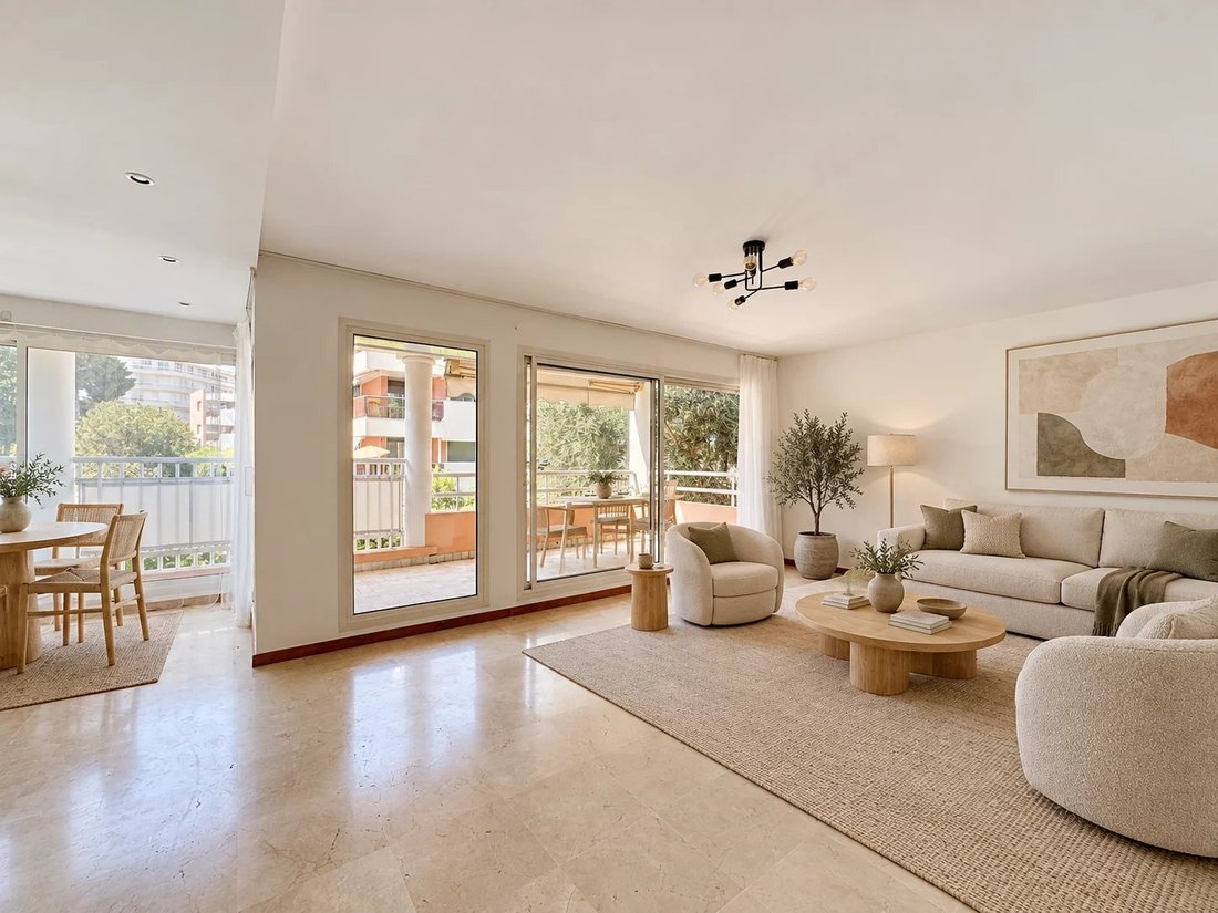 Apartment in Antibes, Provence-Alpes-Côte d'Azur, France 1 - 17735704