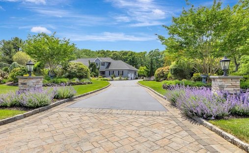 House in Saint James, New York, United States 1