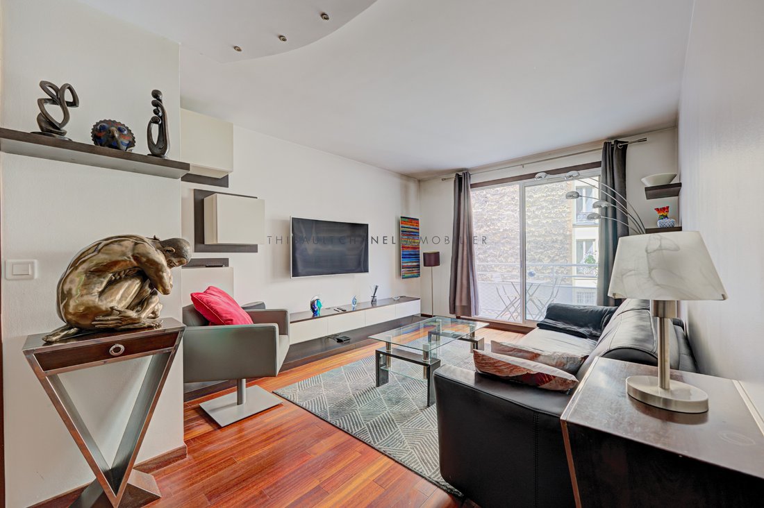 Apartment in Saint Gervais, Paris 4e Arrondissement, Paris 2 - 18815419