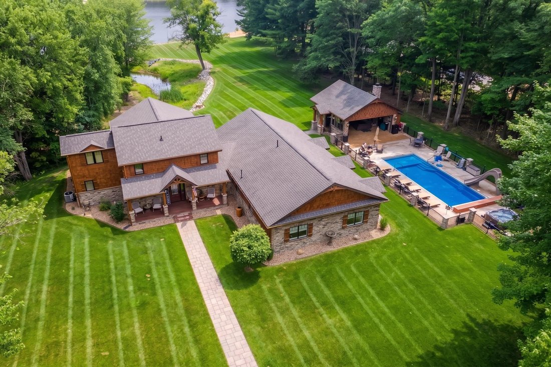 House in Gladwin, Michigan, United States 1 - 18813573