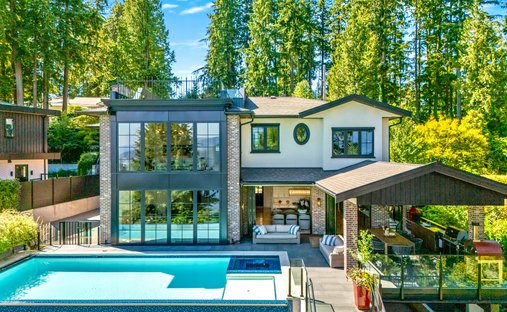House in Burnaby, British Columbia, Canada 1
