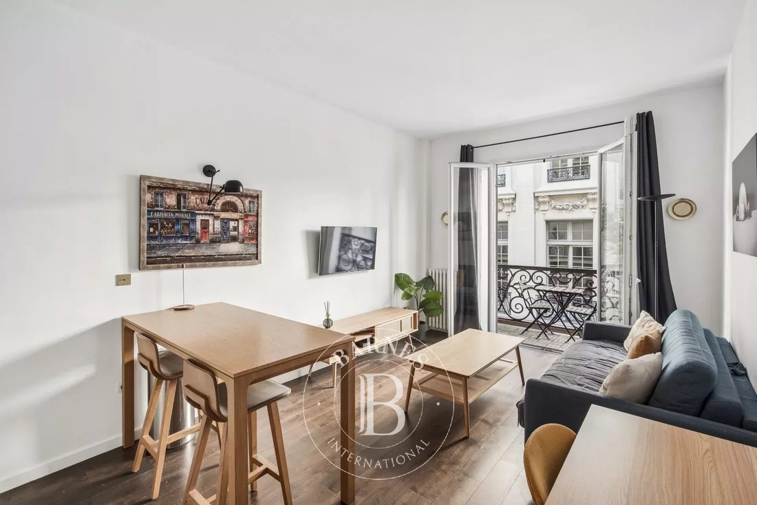 Apartment in Elysées-Madeleine, Paris 8e Arrondissement, Paris 4 - 18816529