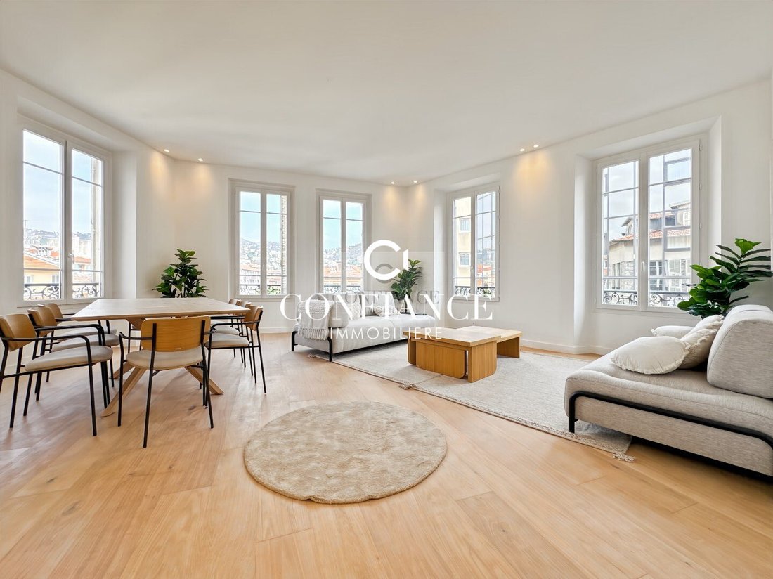 Apartamento en San Roque, Niza, Francia 1 - 18816314