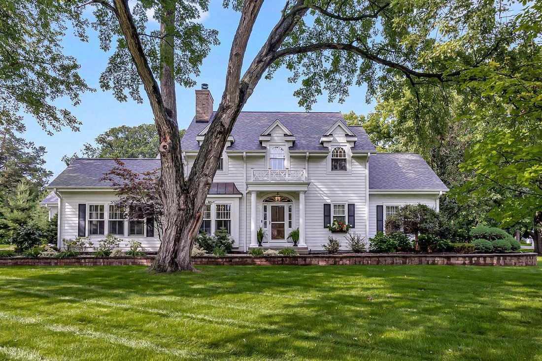House in Elm Grove, Wisconsin, United States 1 - 18816880