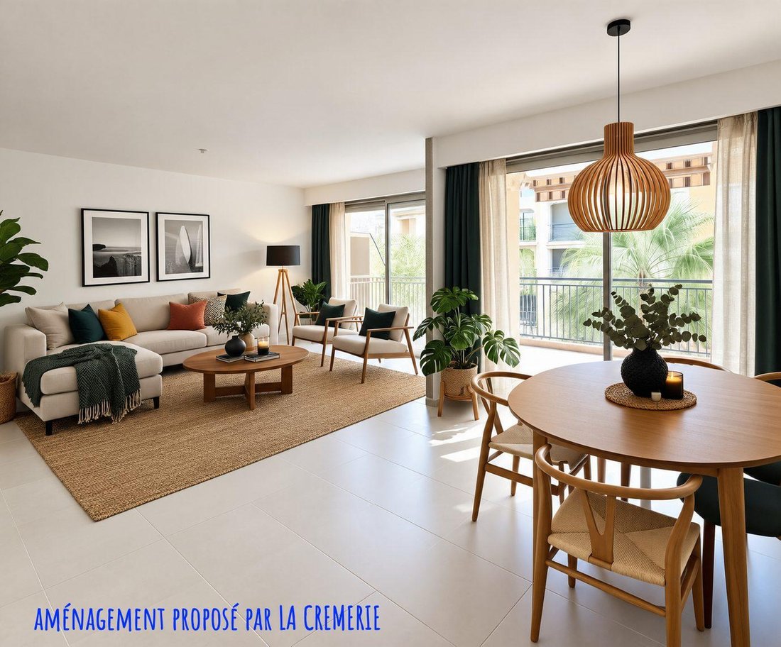 Apartment in Ville-Les Saquedes-Le Bouillonnet, Sainte-Maxime, France 1 - 17072473