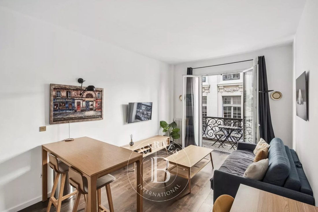 Apartment in Elysées-Madeleine, Paris 8e Arrondissement, Paris 1 - 18816529
