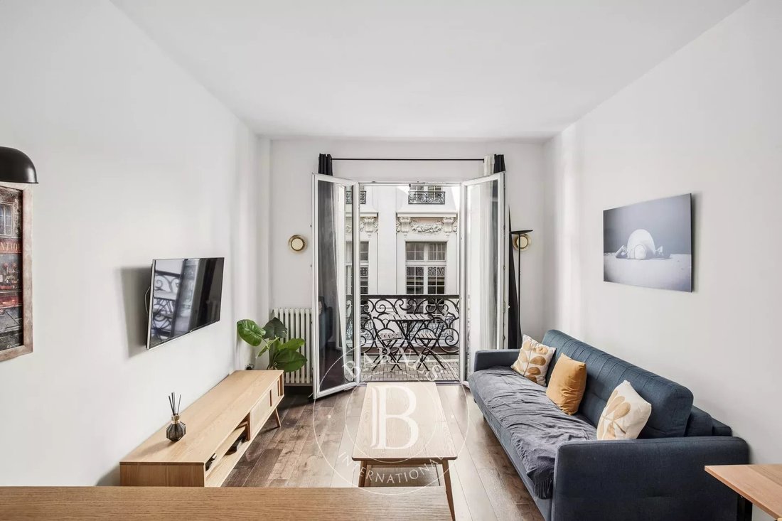 Apartment in Elysées-Madeleine, Paris 8e Arrondissement, Paris 5 - 18816529