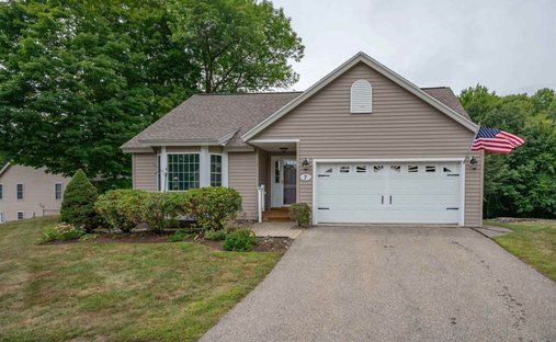 Condo in East Kingston, New Hampshire, United States 1