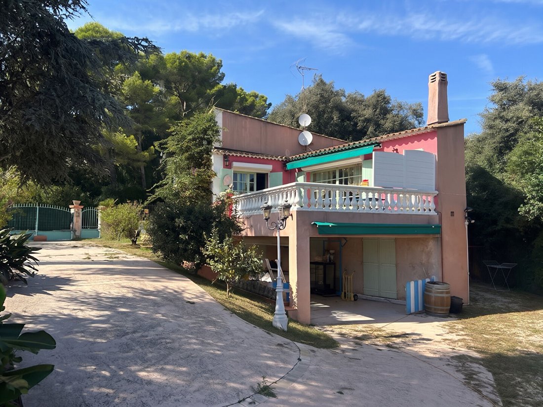 Villa à Hyères, Provence-Alpes-Côte d'Azur, France 1 - 18815860
