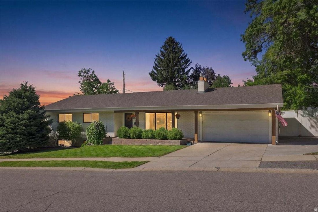 Casa a Holladay, Utah, Stati Uniti 1 - 18816679
