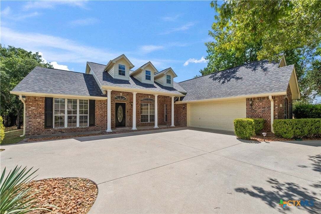 House in Salado, Texas, United States 3 - 18816542
