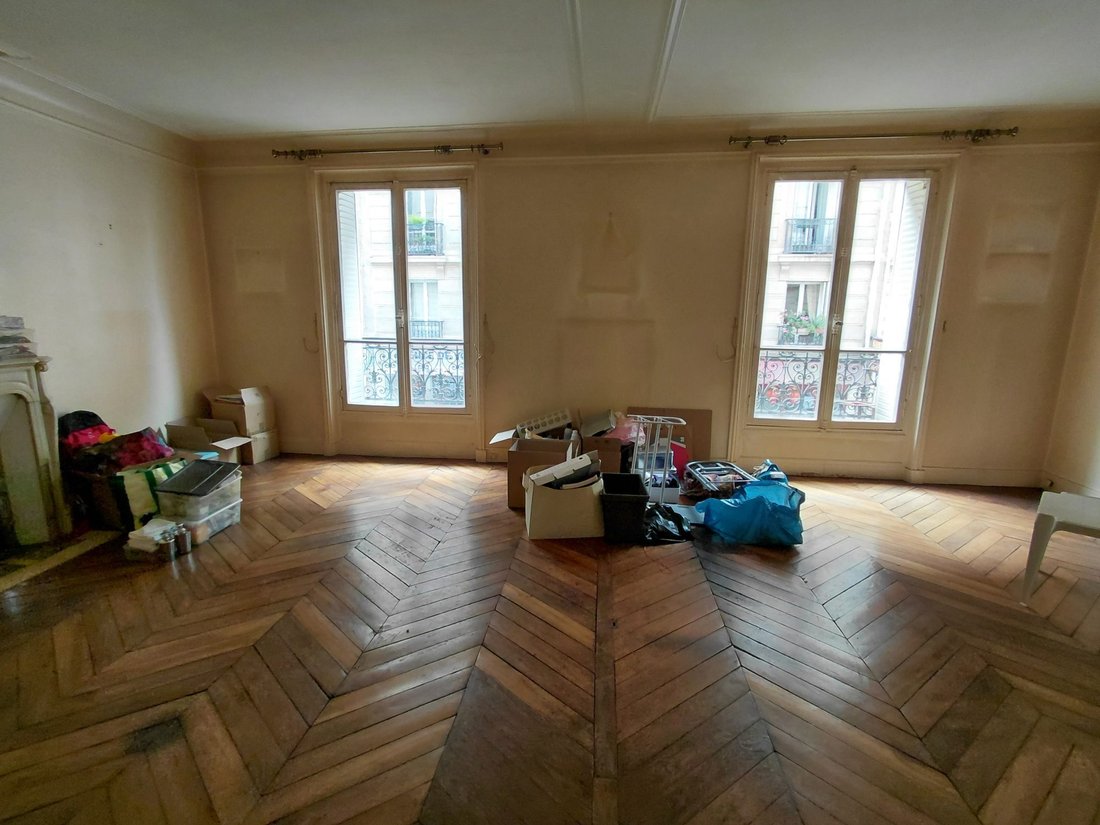 Apartment in La Fourche-Guy Môquet, Paris 17e Arrondissement, Paris 1 - 18816361