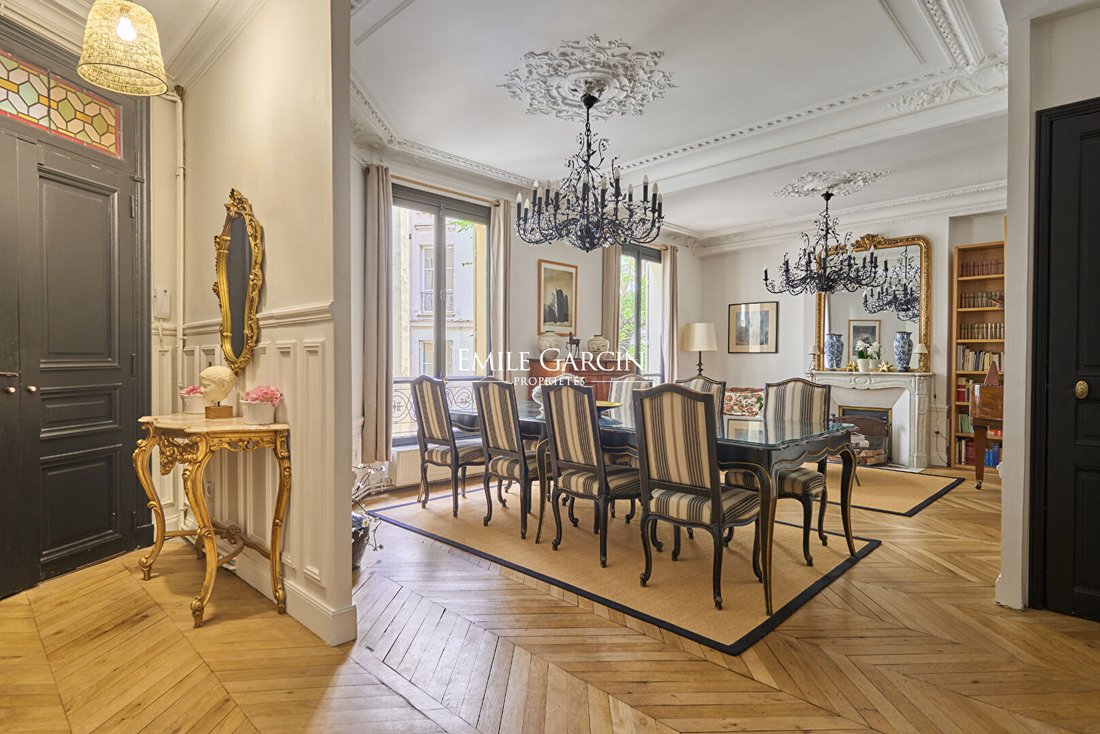 Apartment in Odéon, Paris 6e Arrondissement, Paris 1 - 18815808