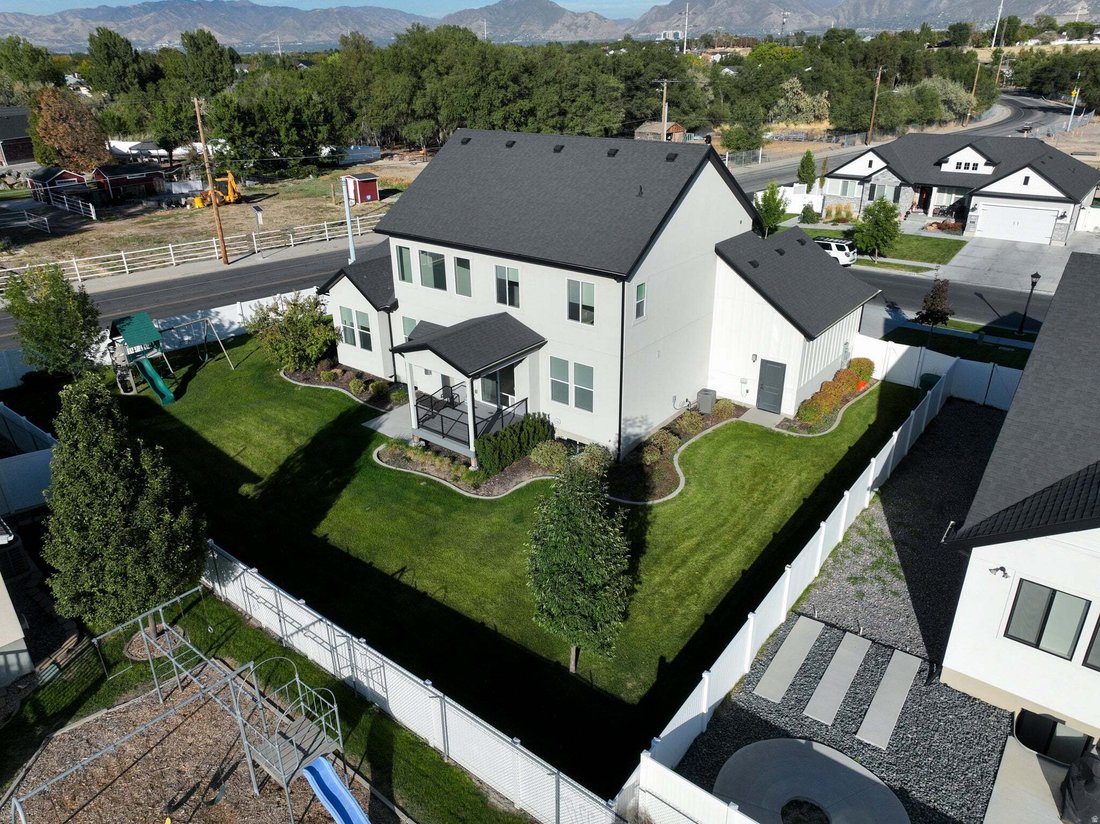 House in Murray, Utah, United States 2 - 18816676