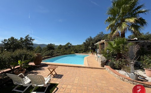 Villa in Callas, Provence-Alpes-Côte d'Azur, France 1