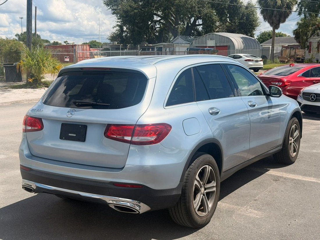Suv in Port Richey, FL, United States 3 - 18815870