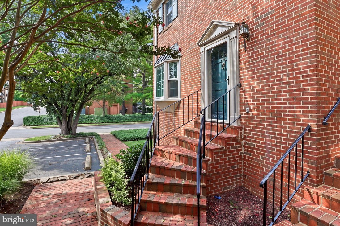Townhouse in Arlington, Virginia, United States 4 - 18816069