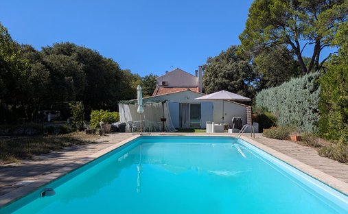 Haus in Venasque, Provence-Alpes-Côte d'Azur, Frankreich 1