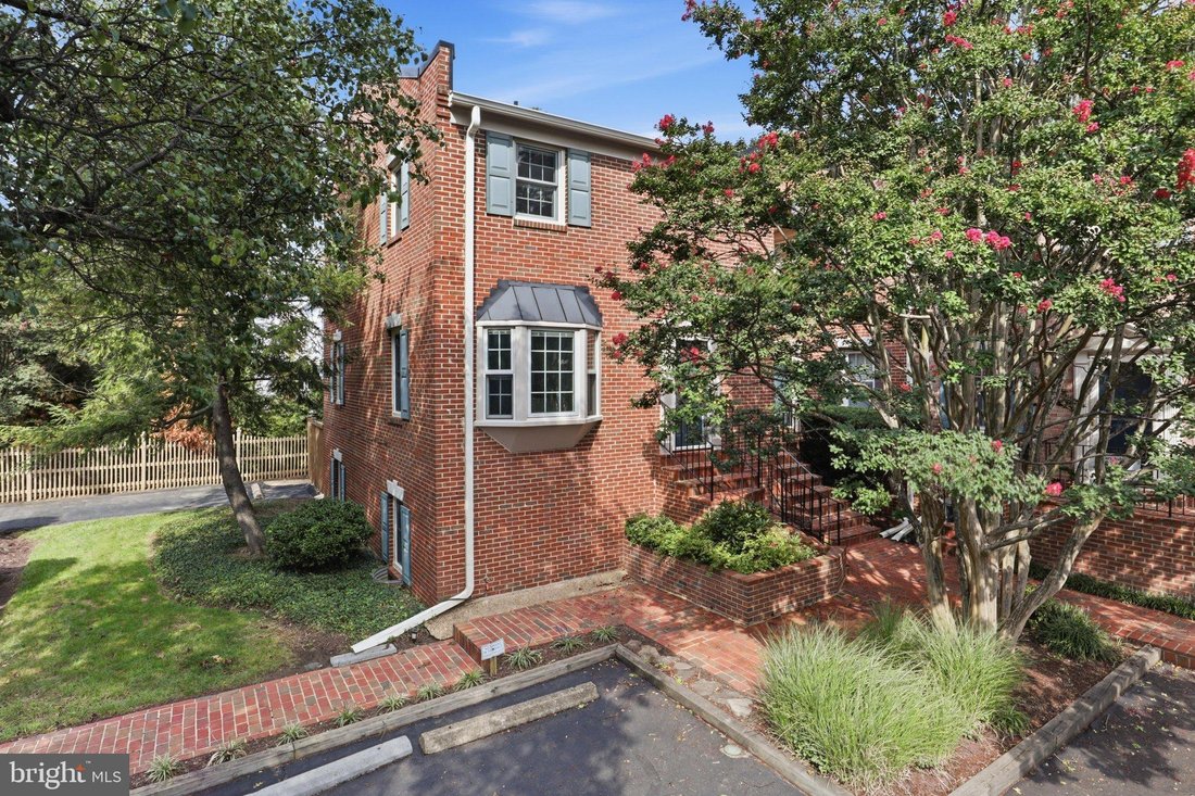 Townhouse in Arlington, Virginia, United States 1 - 18816069