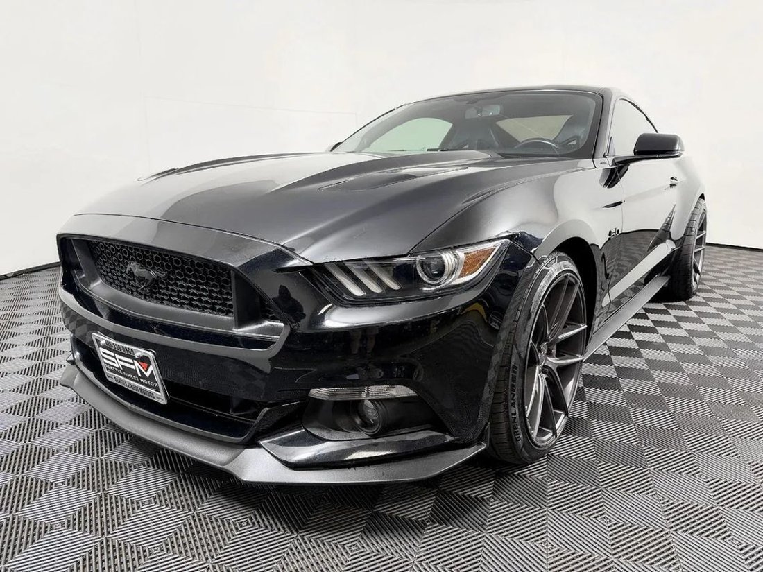 Coupe in Lynnwood, WA, United States 3 - 18815743